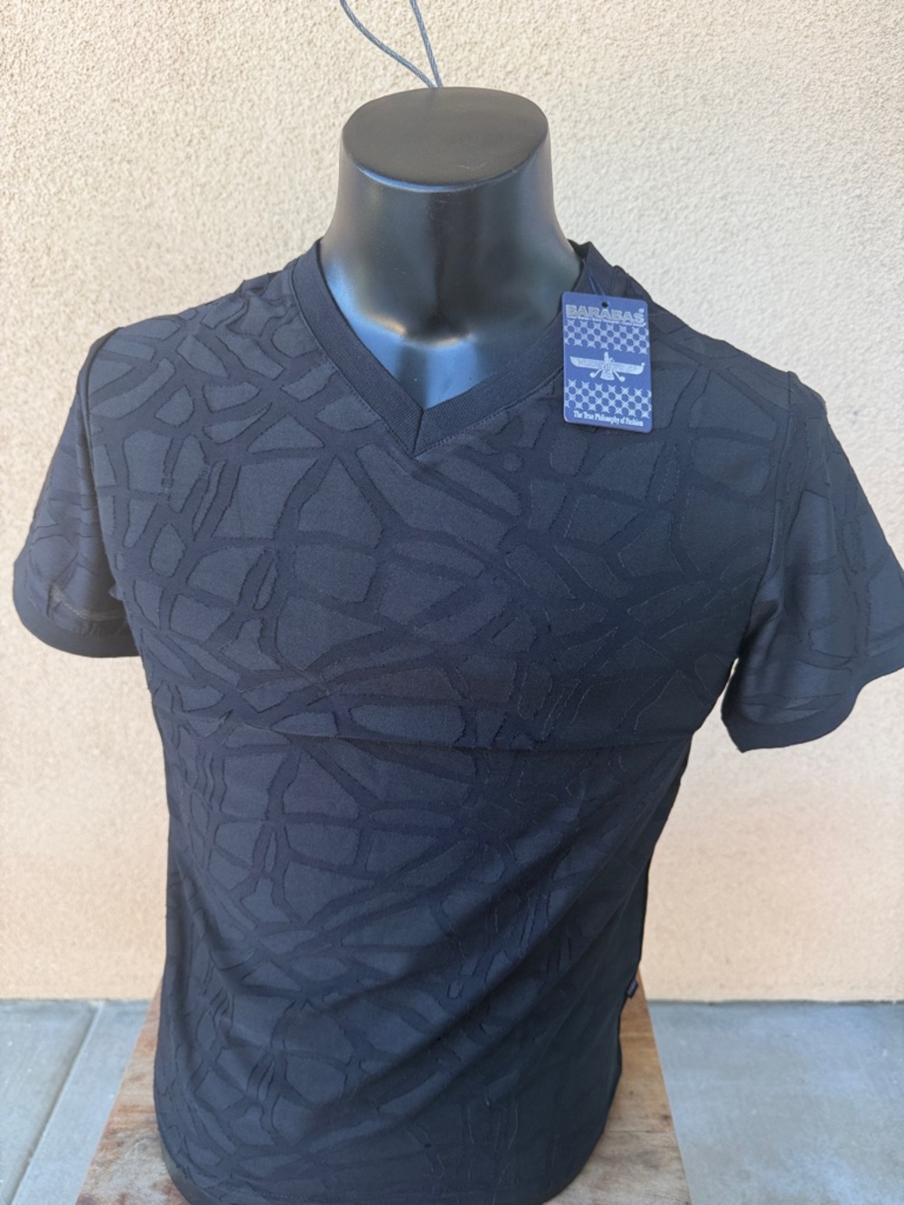 Textured V-Neck Short Sleeve Shirt - Black